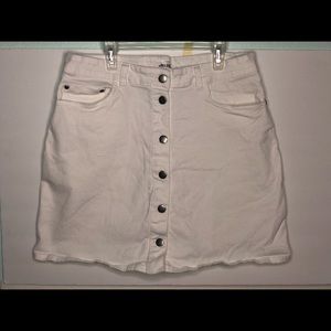 High wasted jean skirt